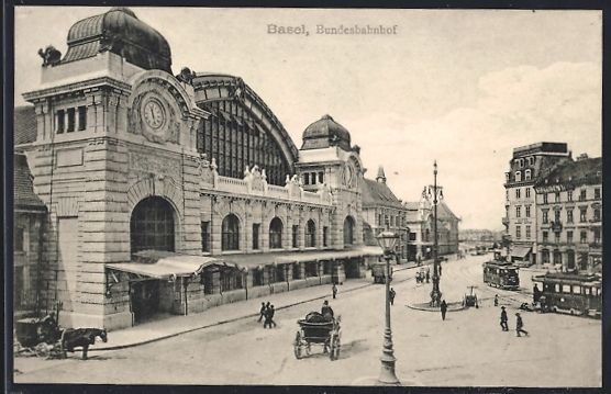 Cartes postales: Basel, Bundesbahnhof mit Strassenbahnen – D'occasion à Berlin par bartko-reher