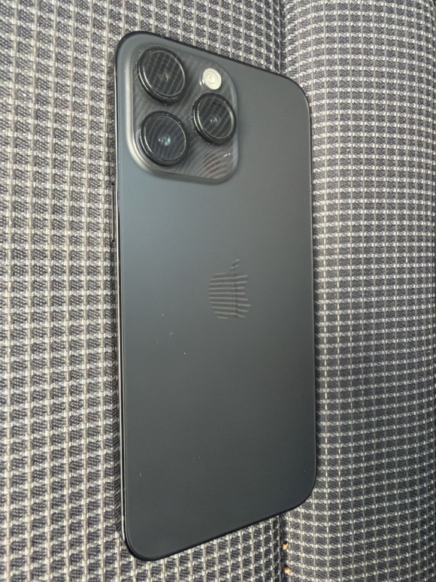Apple Telefoni cellulari / Smartphones: iPhone 14 Pro Max – Nuovo (secondo la descrizione) da Niederuzwil venduto da kos_mwj7