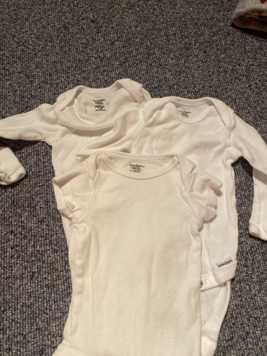 Chemises, Tops & T-shirts: 7x Mädchen Body pack 62  – D'occasion à Wengi b. Büren par sch_dmj5 4