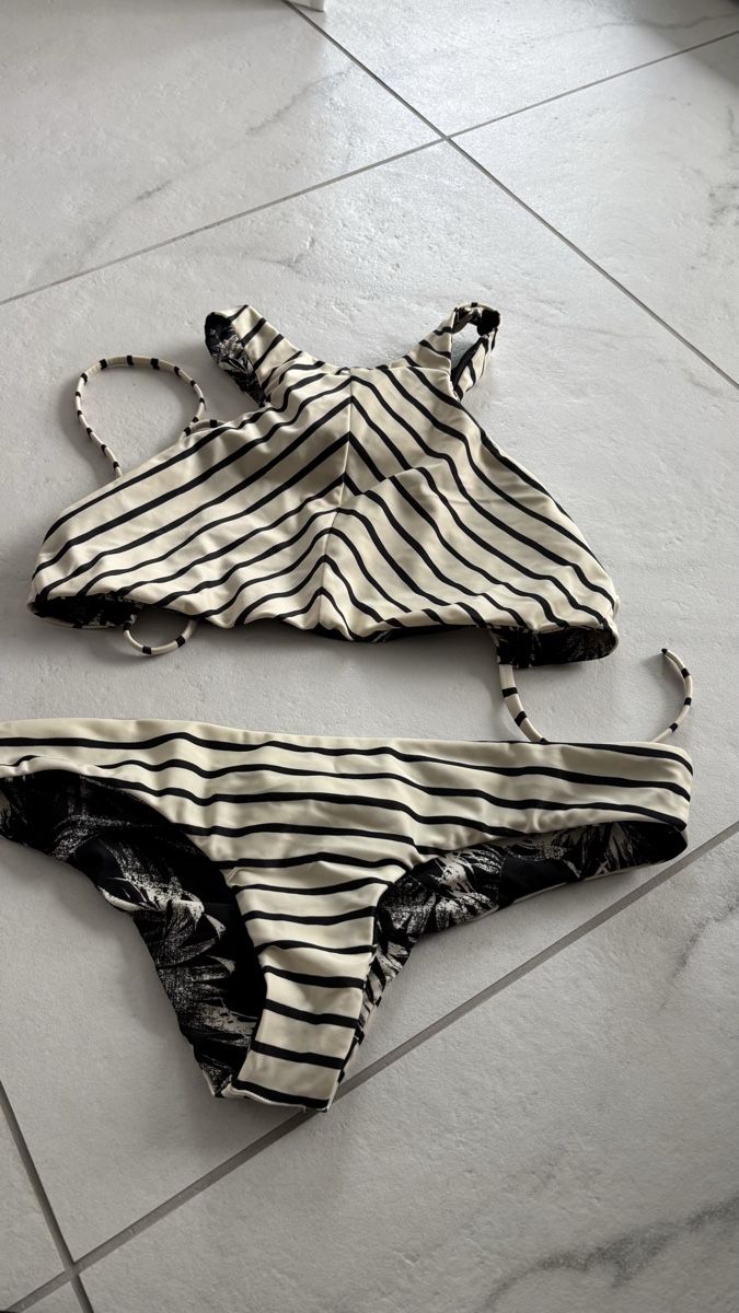 Billabong Costumi da bagno & Bikini: Billabong Bikini Set M – Usato da Seengen venduto da sa_land 4