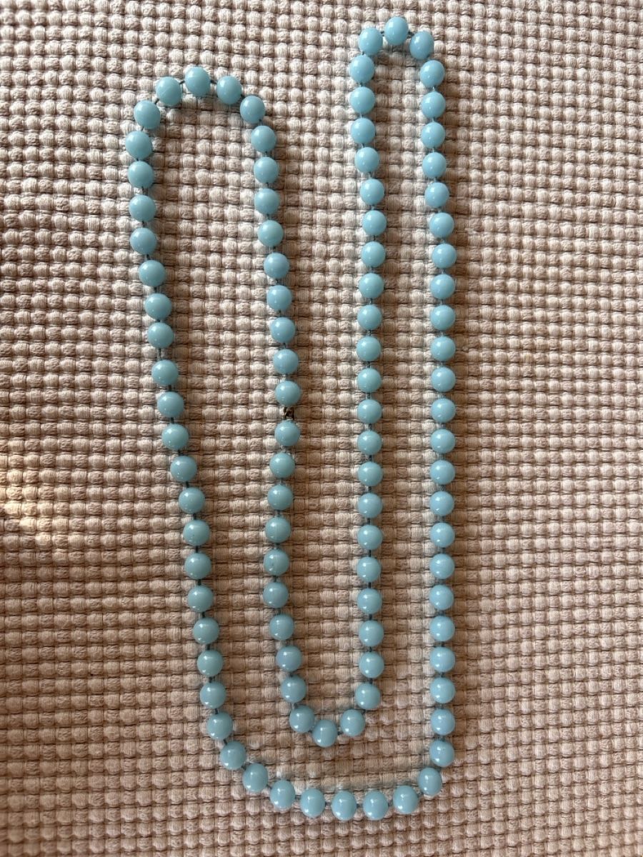 Ketten: Modeschmuck Kette Kunststoff – Gebraucht aus Rümlang von resale35
