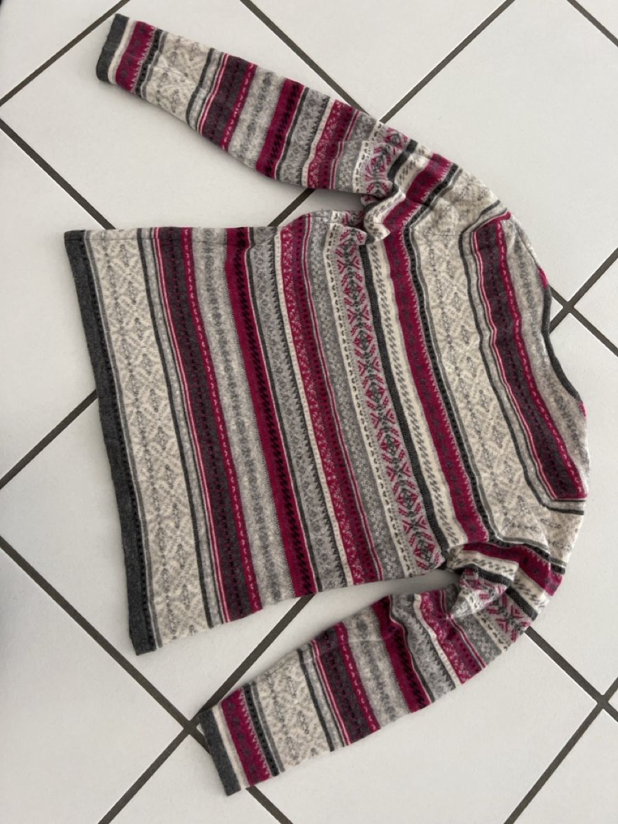 Madeleine Maglioni & Felpe: Madeleine Kaschmir Pullover, Grösse M, mit kleinem Loch – Usato da Oberuzwil venduto da DanaB01 4
