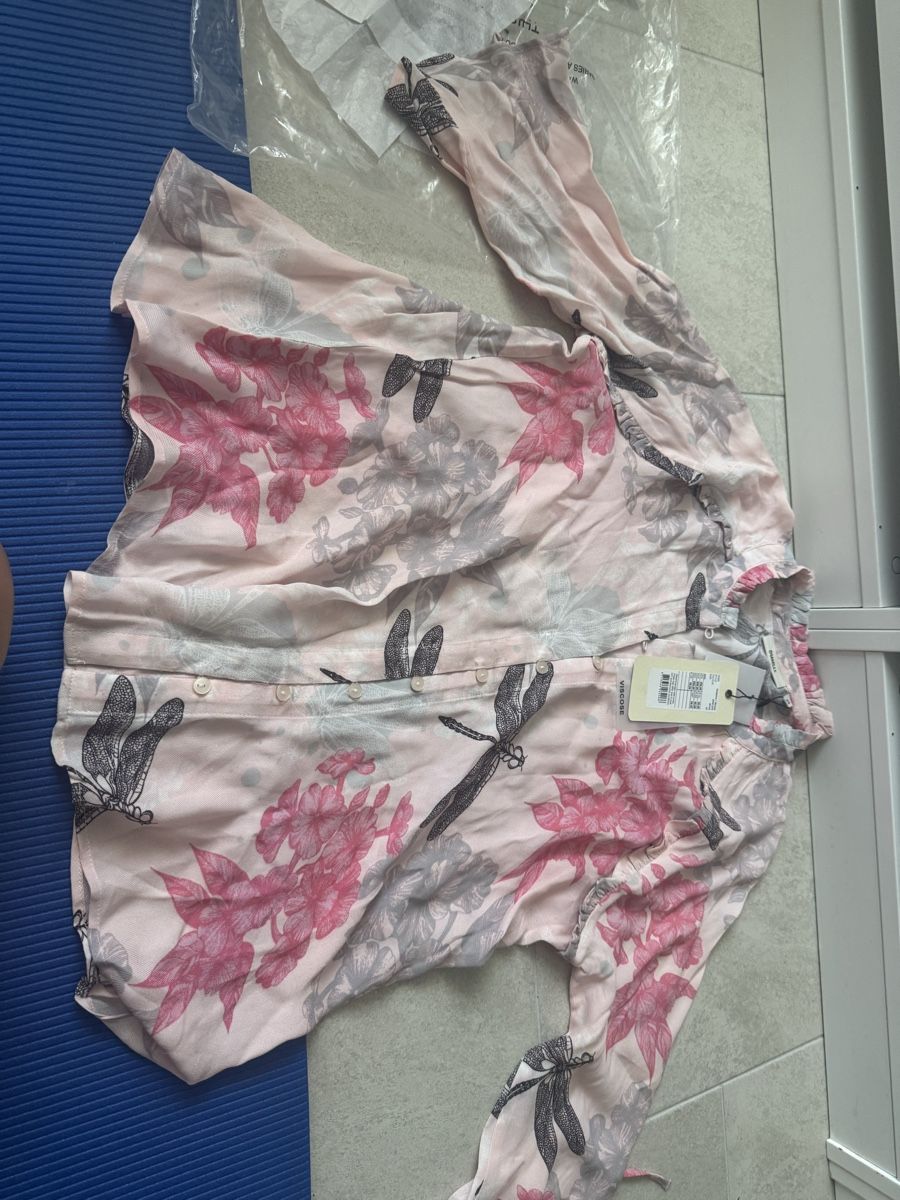 Camicette: Neue Bluse, S  – Nuovo e nell'imballaggio originale da Zürich venduto da Anilein_9989 4