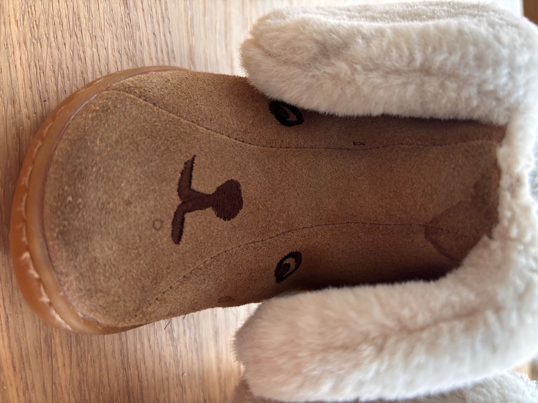 Camper Schuhe für Jungen: Adorables bottines Campers taille 23 – Gebraucht aus lausanne von beauxproduits 2
