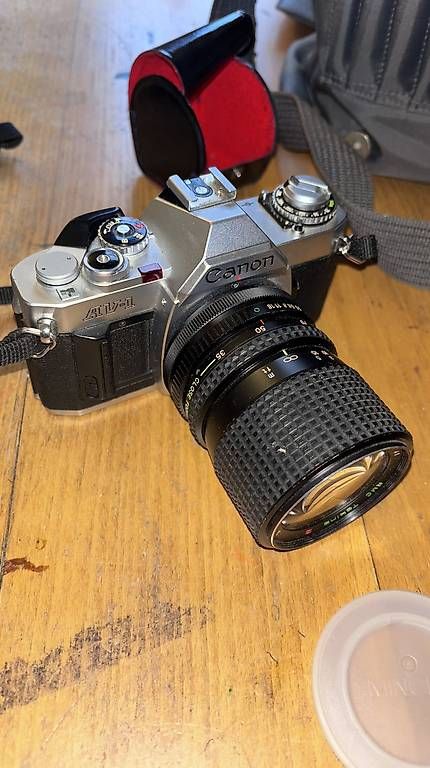 Fotocamera: Canon Av1 AV1 Kamera – Usato da Bremgarten AG venduto da david12345