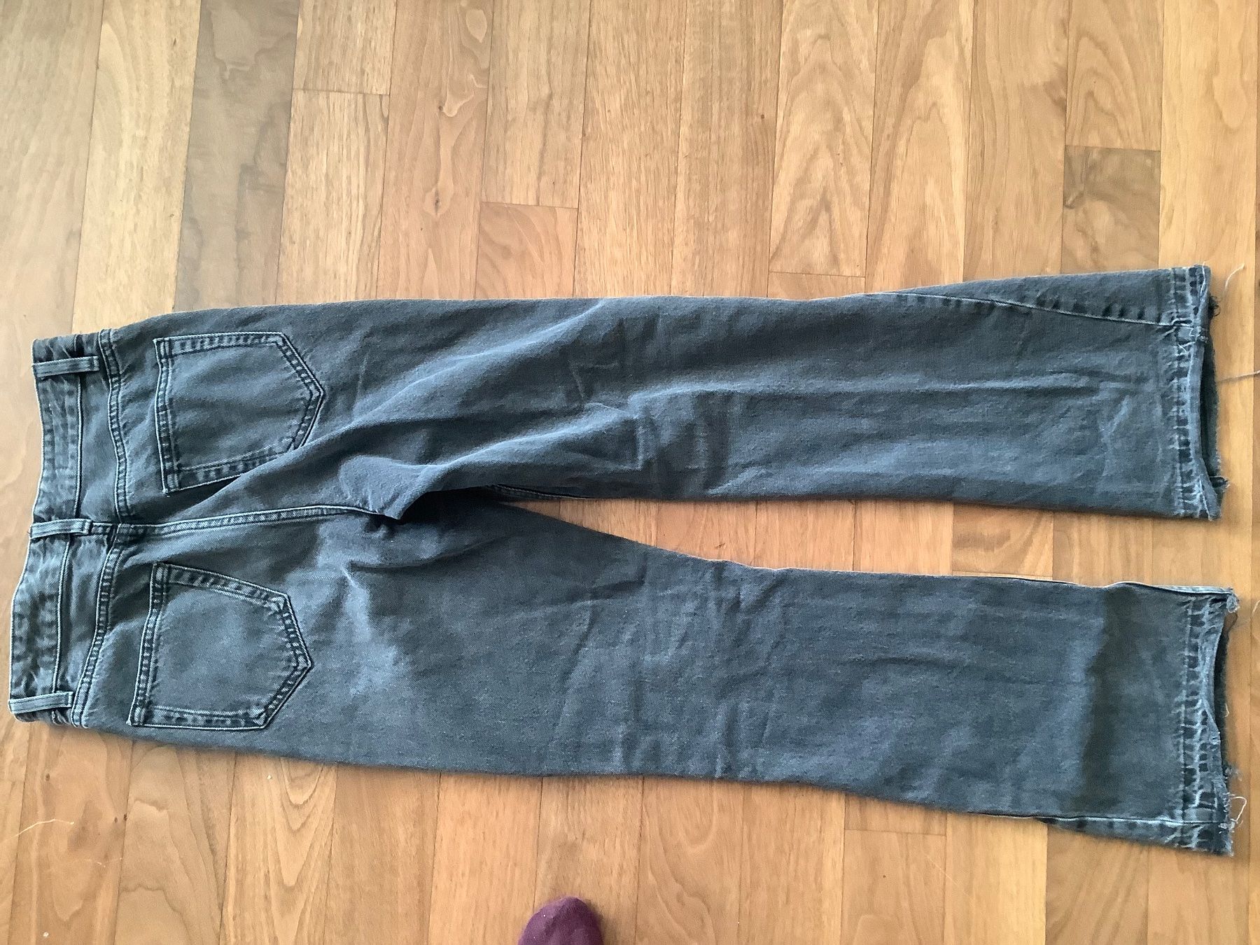 Zara Jeans: Zara Flared Jeans – Gebraucht aus Zumikon von malvy19 1