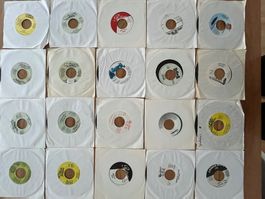 20 x 7" Dancehall / Reggae Singles - top Zustand