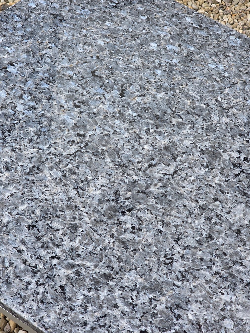 Pietre & tegole: Quadratischer Couchtisch mit Granitplatte, modern – Usato da Alberswil venduto da mario889 2