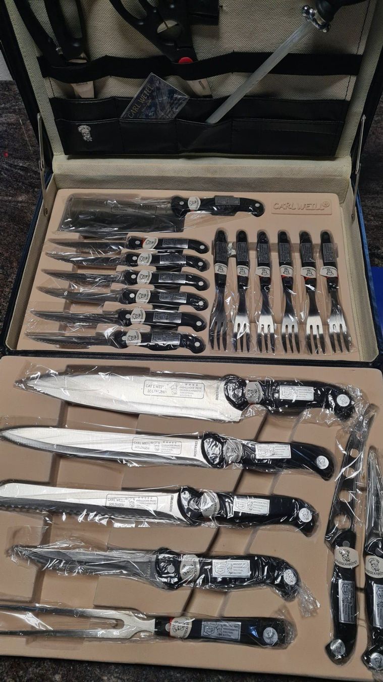Coltelli: Messer-Set mit Koffer – Nuovo e nell'imballaggio originale da Au SG venduto da fiat27 3