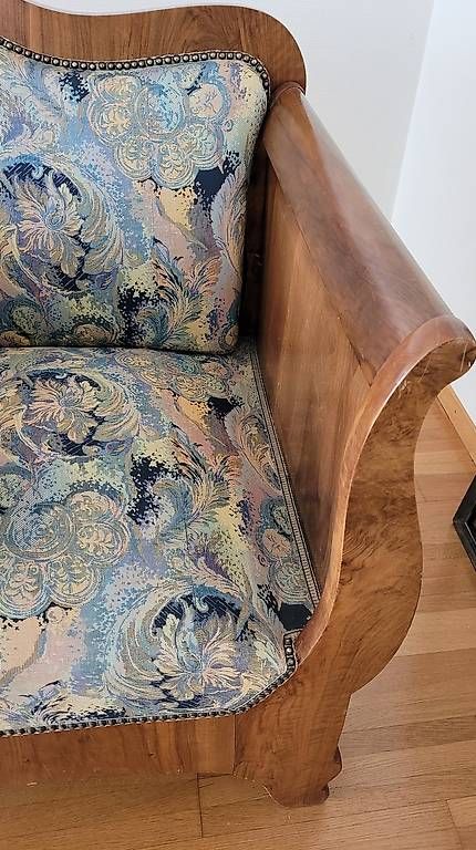 Divani: Sofa antik restauriert elegante Couch Klassiker Möbel – Usato da Zofingen venduto da Loop_ReSale 4
