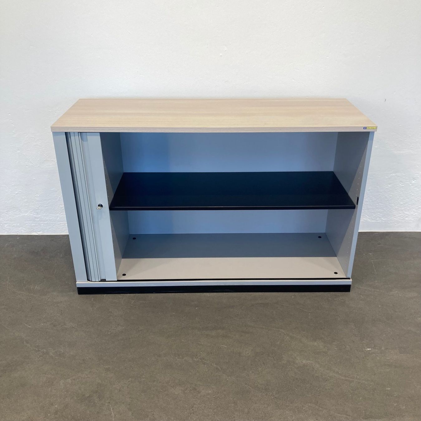 Armadi: Steelcase Share It Lateralschrank 2-OH - – Usato da Schönenwerd venduto da mcofficeshop 1