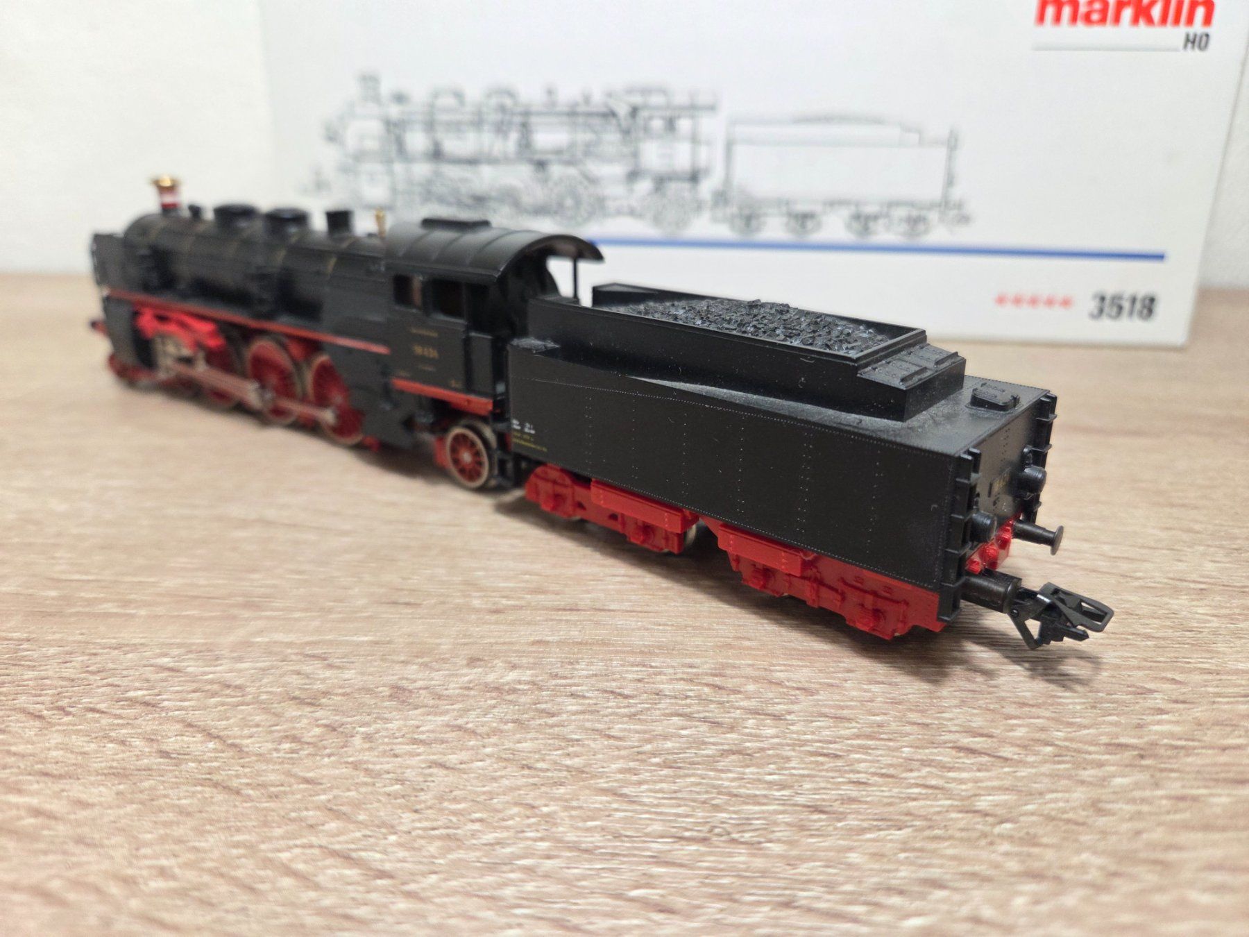 Märklin Modellini di ferrovie: Märklin 3518 Dampflok BR 18 DRG H0 – Usato da St-Aubin-Sauges venduto da Lo_Go 4
