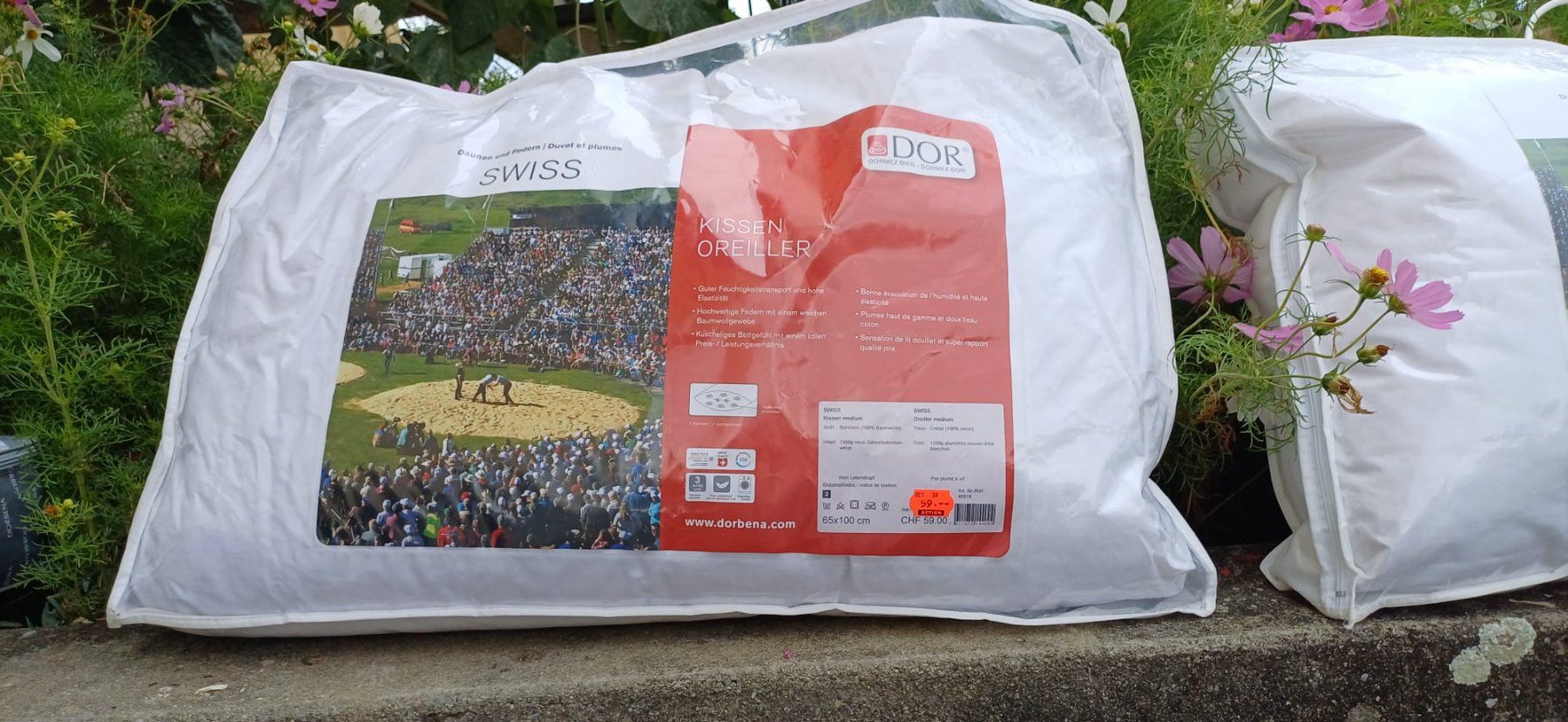 Cuscini: Coussin literie1350gr.bonne qualité – Nuovo e nell'imballaggio originale da Payerne venduto da jea_m6nb 4