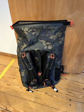 Dakine Cyclone II Dry Pack 36L Rucksack Tarnmuster neu