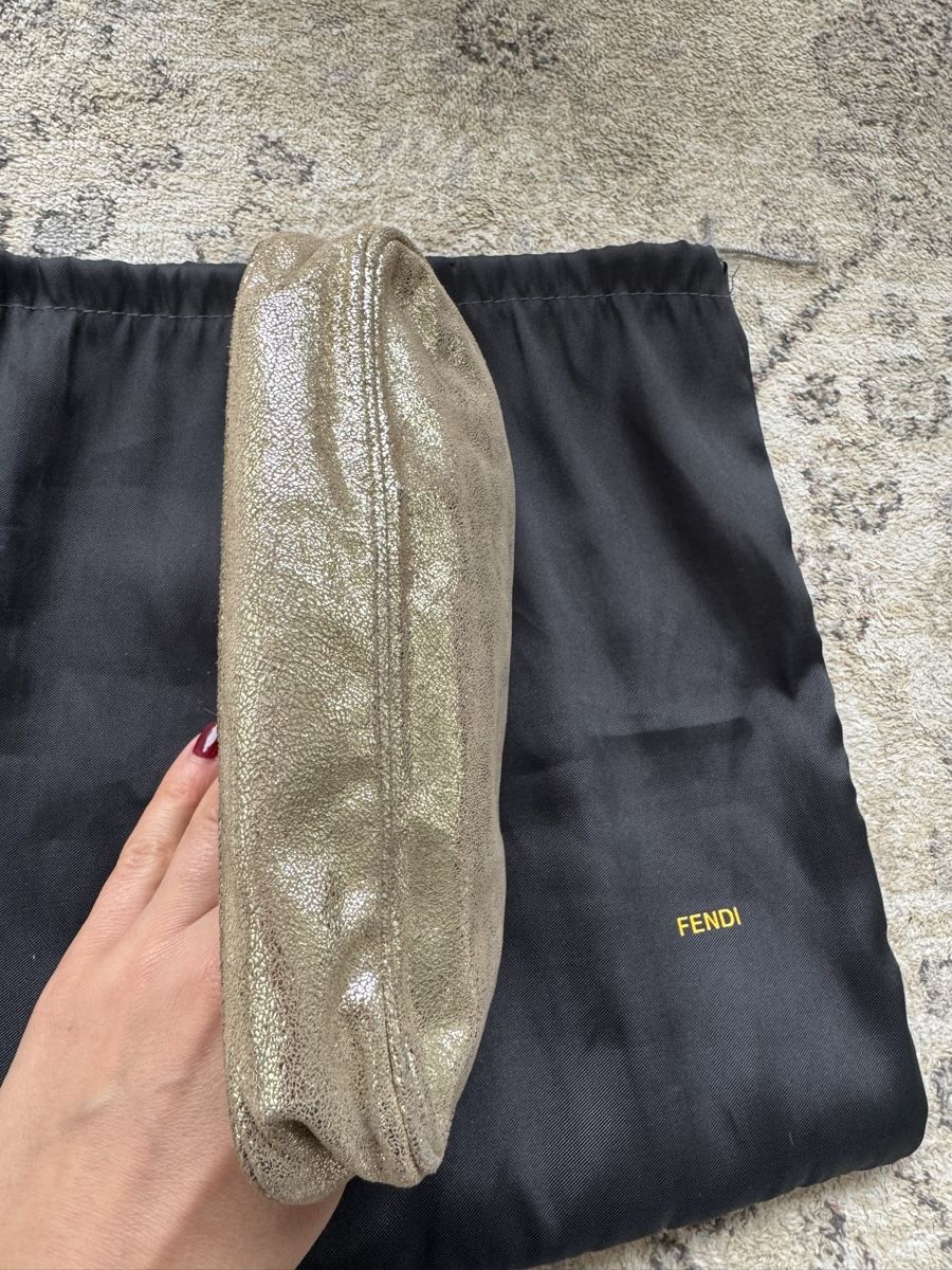 Fendi Taschen für Damen: FENDI Fold Over Evening Bag – Gebraucht aus Kilchberg ZH von roz_qcj7 2