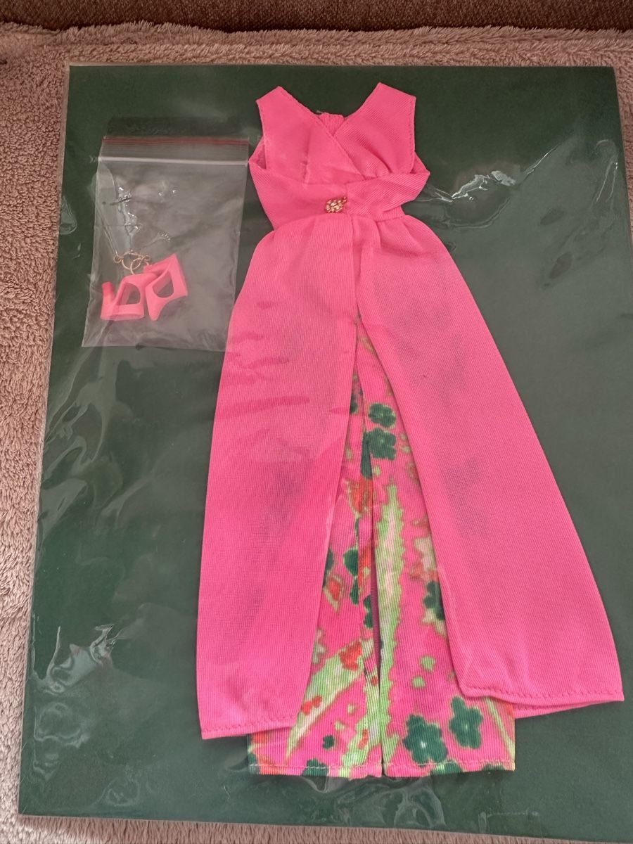 Puppen: Barbie Evening In 1971 – Gebraucht aus Herbriggen von Sehrazade