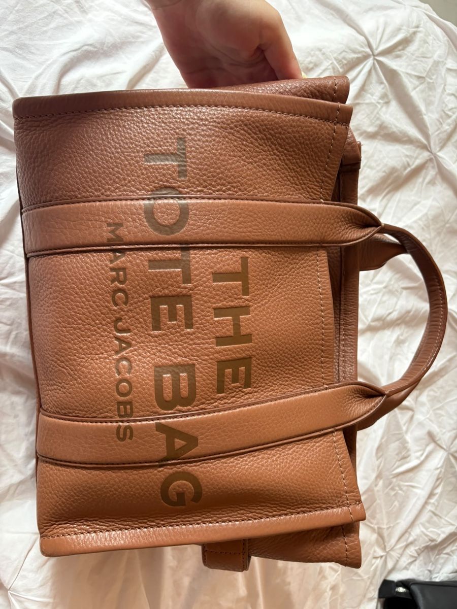 Marc Jacobs Taschen: The Tote Bag von Marc Jacobs ab 10.— – Gebraucht aus Langnau am Albis von Meldoik 1