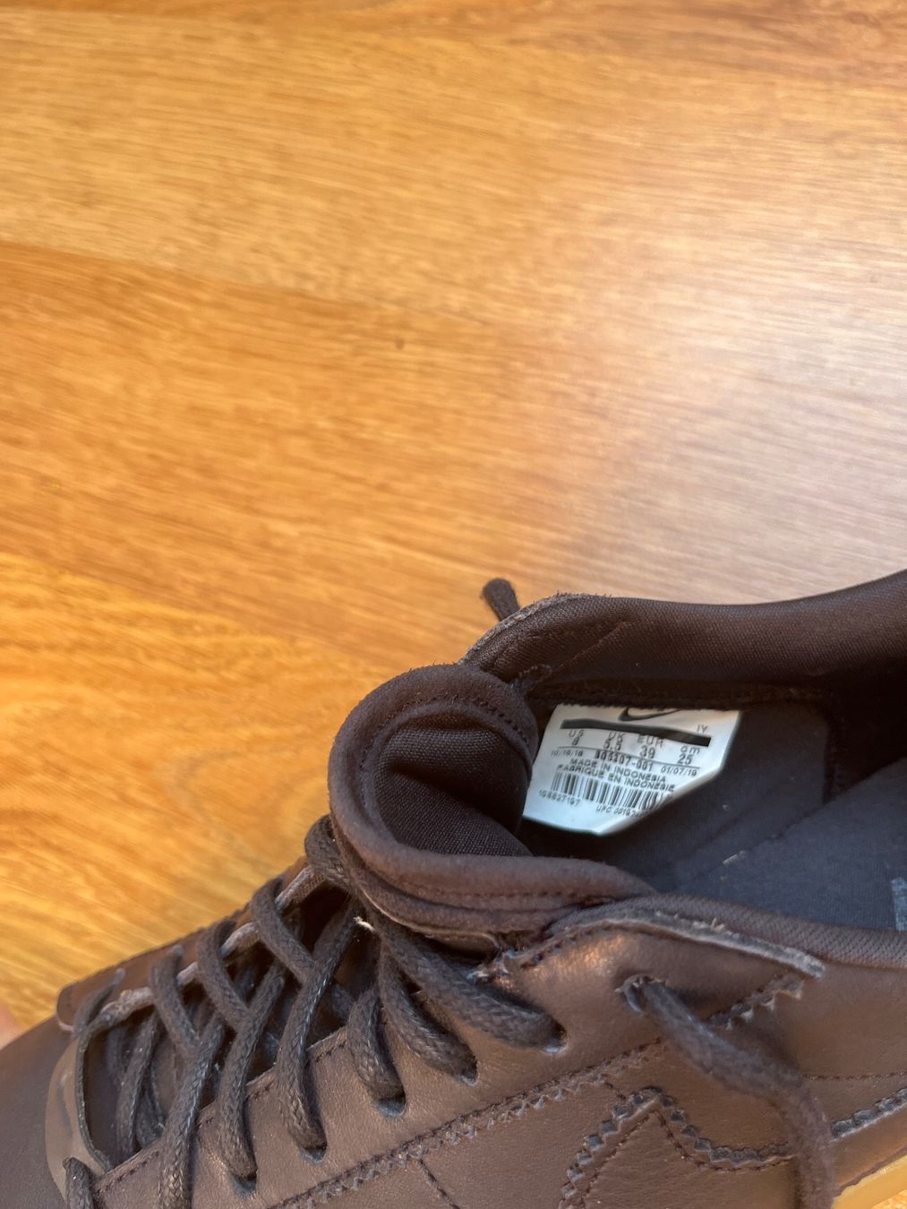 Nike Scarpe da uomo: Nike taille 39 - comme neuf – Nuovo (secondo la descrizione) da Genève venduto da fyshbird 4