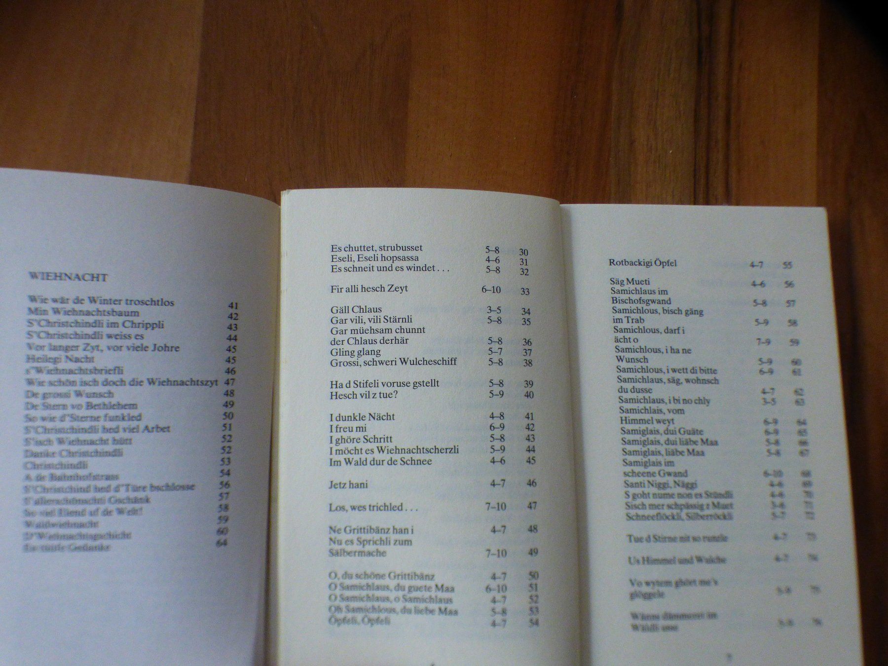 Livres: Samichlous Värsli – D'occasion à Münchenbuchsee par enzian59 3