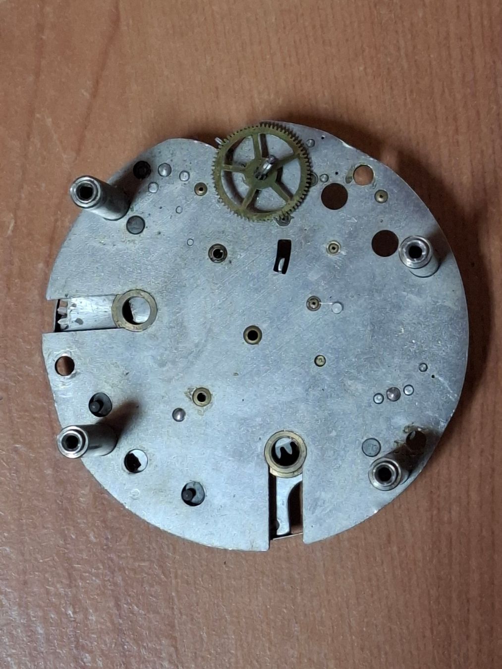 ZENITH 1110 ANCIEN PETIT MOUVEMENT DE MONTRE MECANIQUE POUR