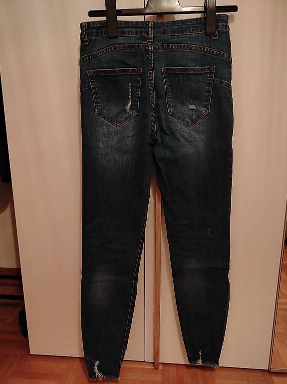 Jeans: Jeans – Nuovo (secondo la descrizione) da Davesco-Soragno venduto da Mia_sii 2