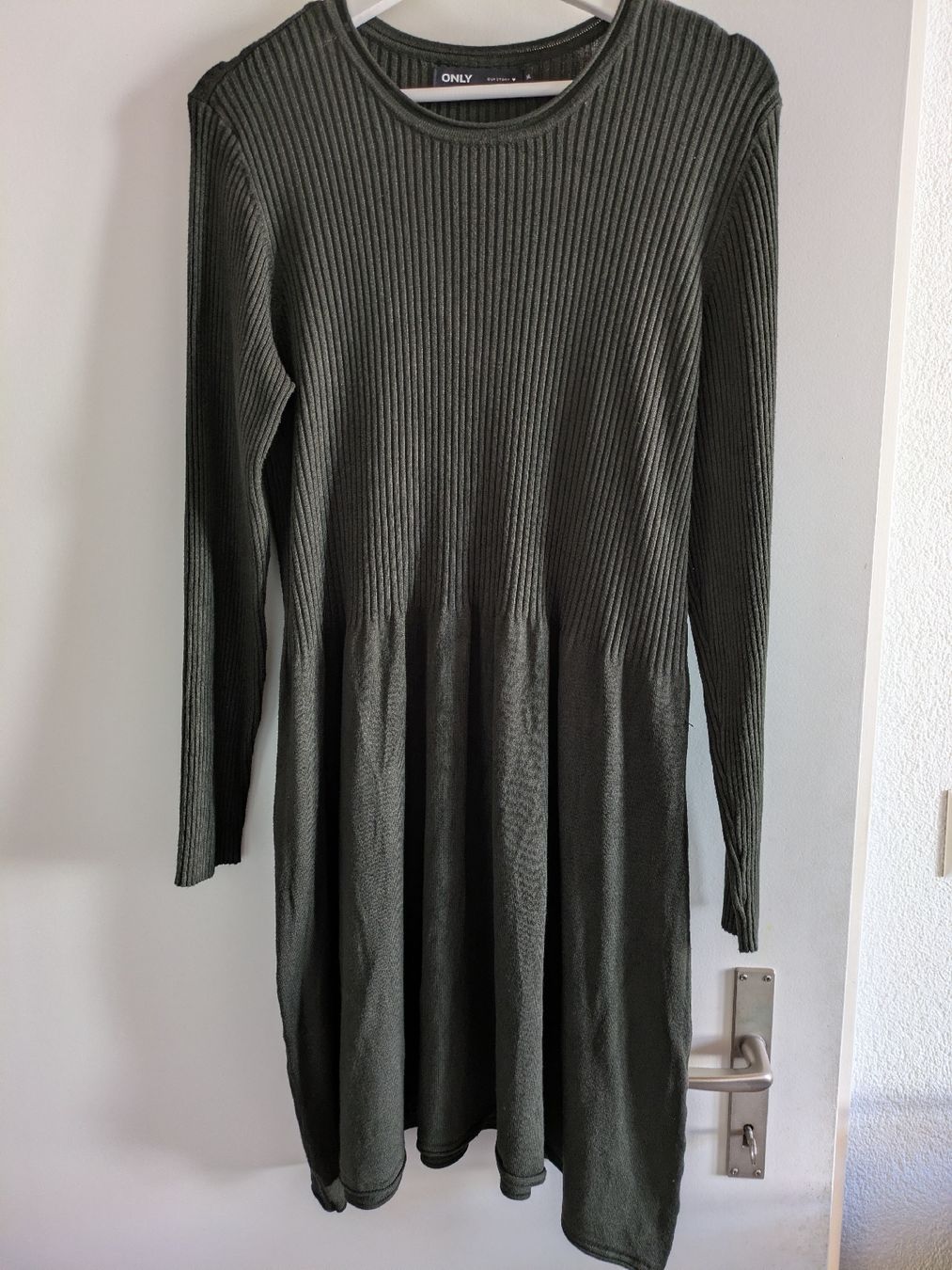 Only Kleider: Strickkleid Only XL – Gebraucht aus Burgdorf von Mikewalther