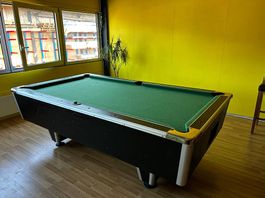 Billiardtisch