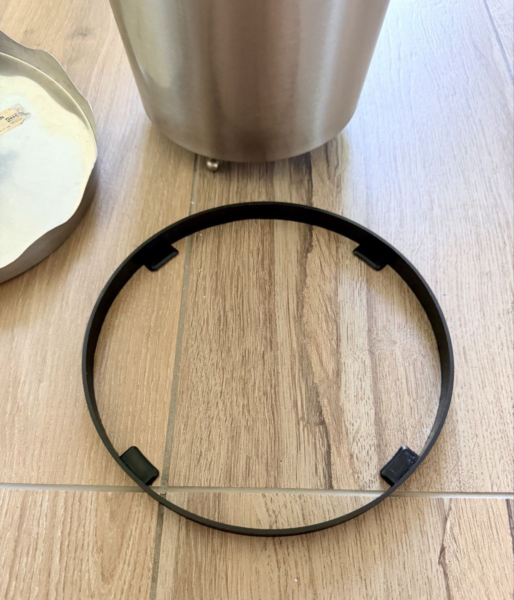 Ikea Cestini per rifiuti: Abfalleimer aus Edelstahl mit Deckel – Usato da Starrkirch-Wil venduto da BAWAS 4