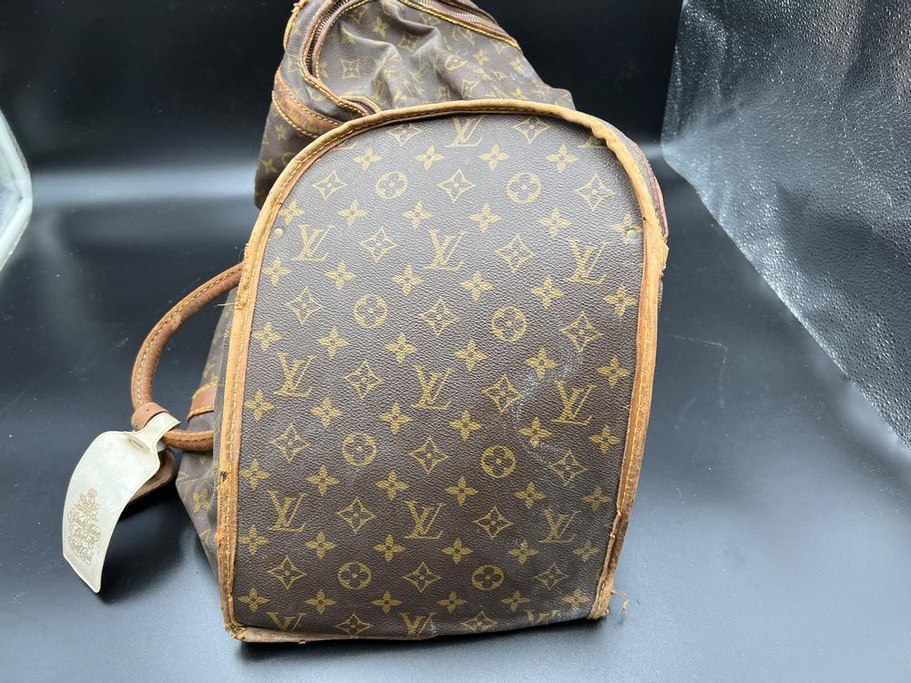 Alte Louis Vuitton Keepall defekt 2