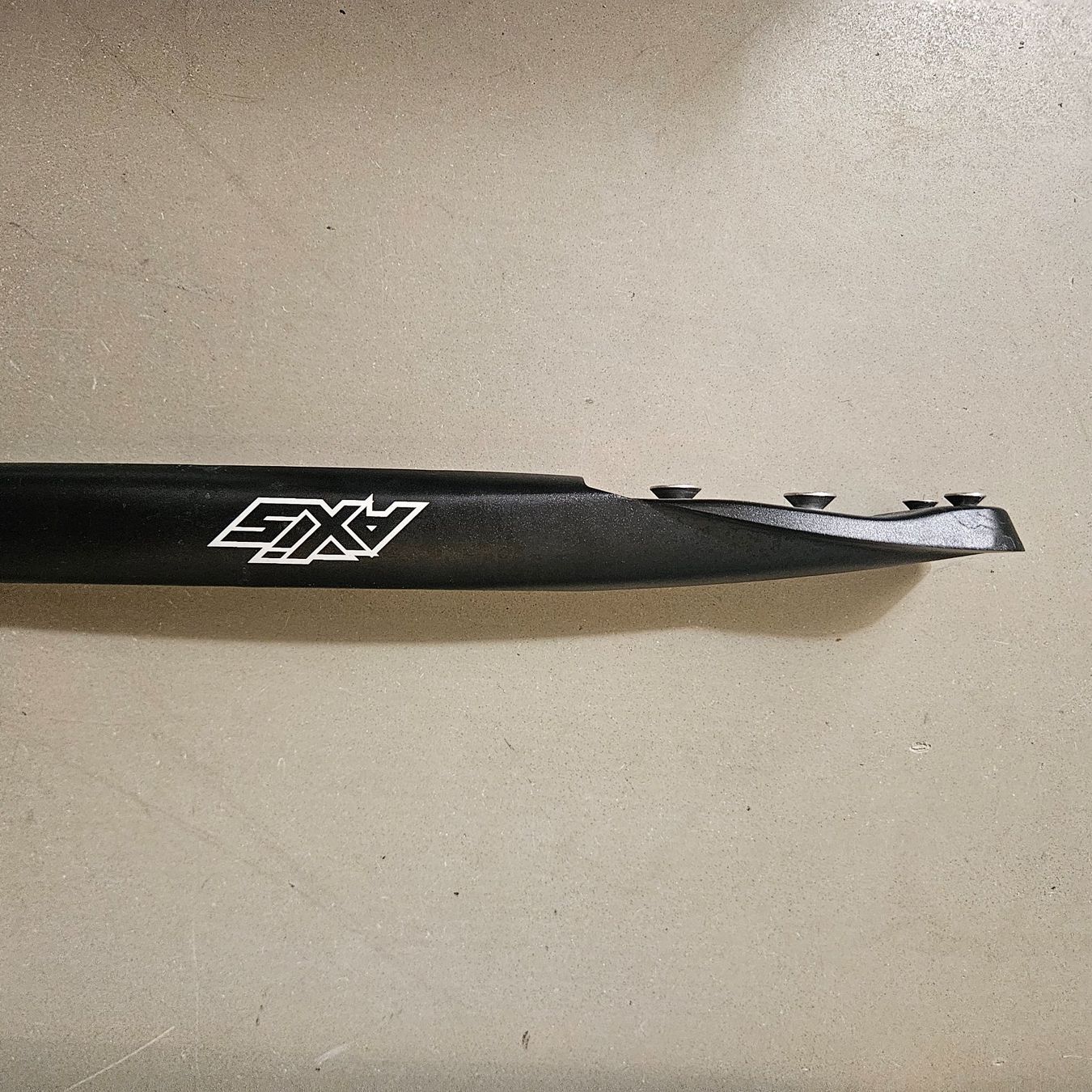 Tutti gli attrezzi: Axis Black Ultrashort Advance+ Fuselage – Usato da Carouge GE venduto da eri_xz5t 3
