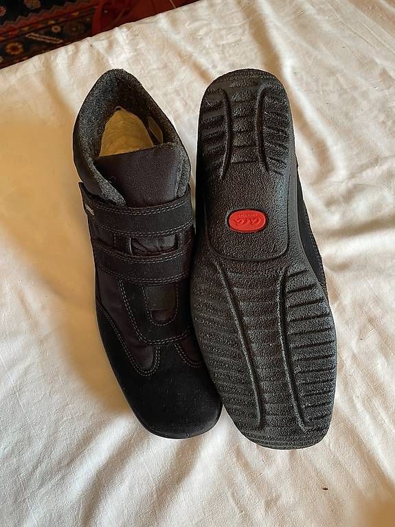 Scarpe da uomo: Halbschuhe 40 / schwarz / gefüttert/Gortex – Usato da Biel-Bienne venduto da Only3 2