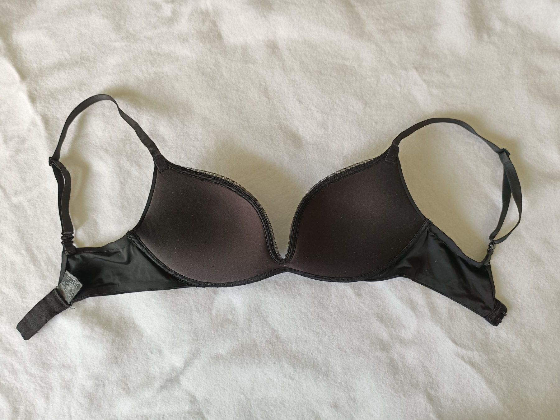 Calvin Klein Altra biancheria intima: Calvin Klein BH Gr 70C Push Up Bra schwarz – Usato da Oberhofen Thun'see venduto da cri_6md2 2