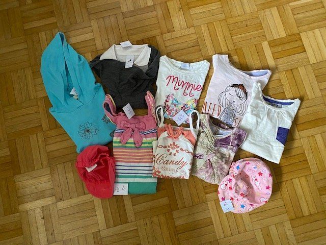 Kleiderpakete & -sets: Kleiderpaket 10 Teile Mädchen Grösse 110 – Gebraucht aus Emmen von Aribini