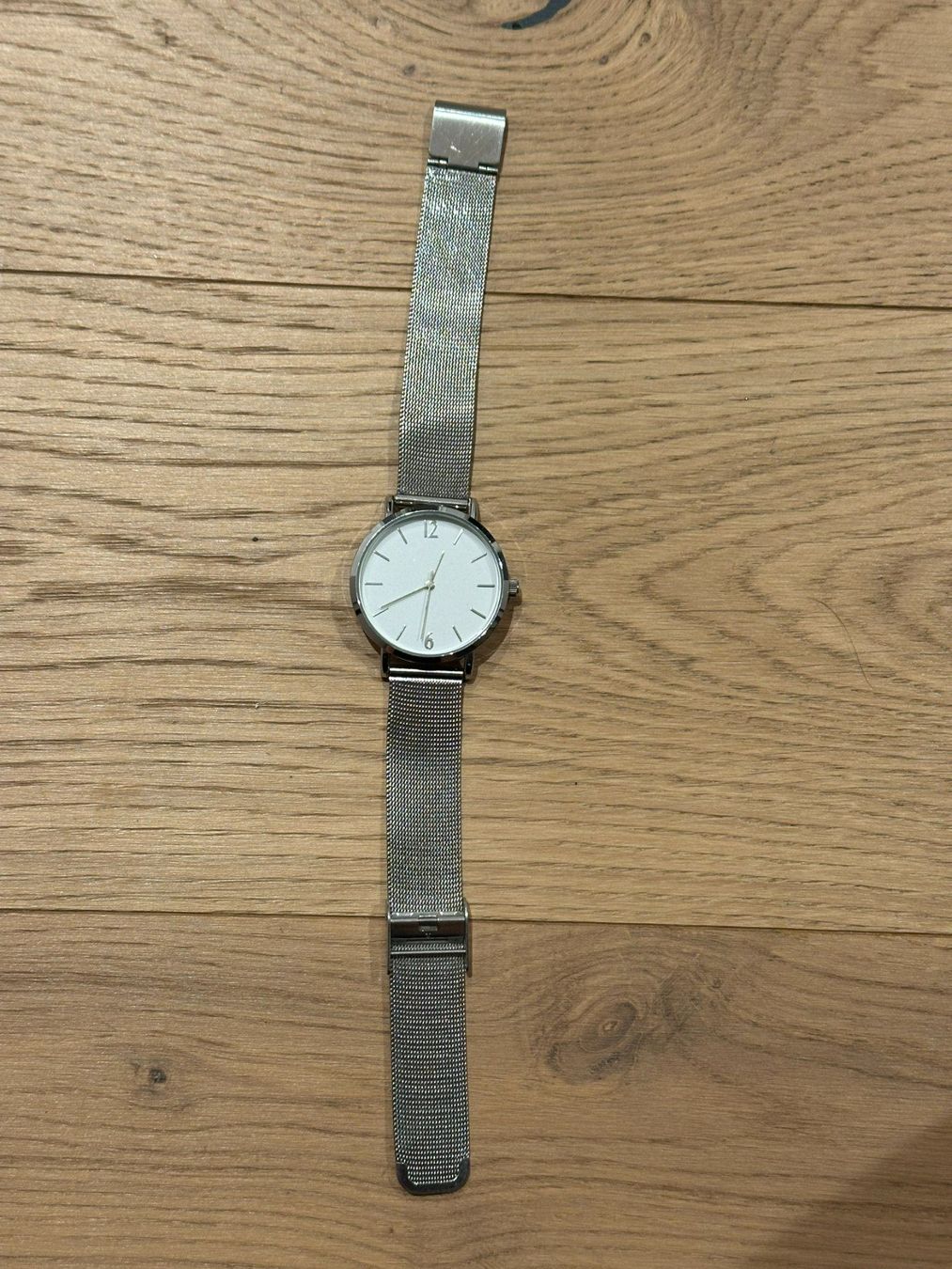 Uhren: Armbanduhr – Gebraucht aus Rickenbach b. Wil von Salsch