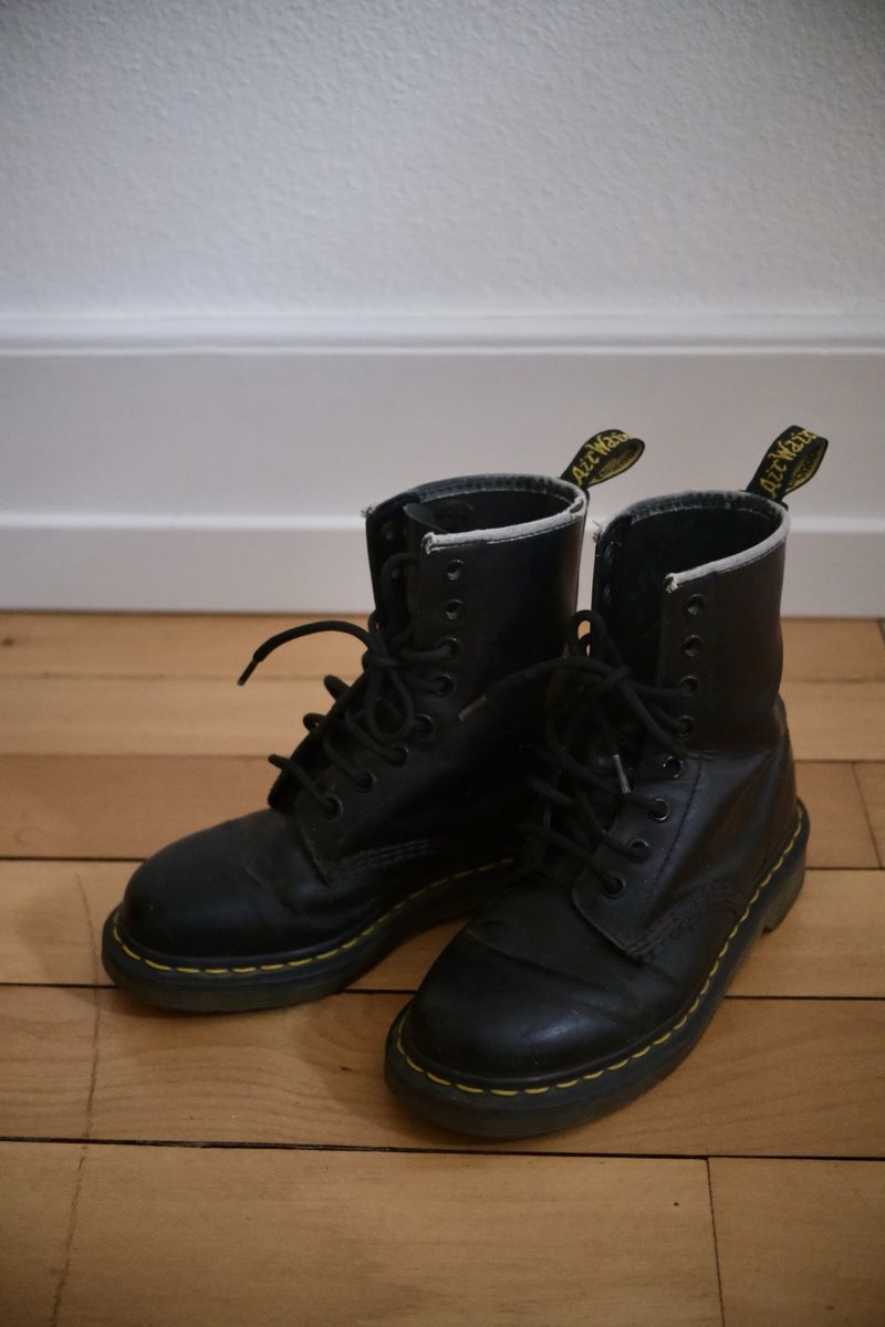 Dr. Martens Scarpe da donna: Dr. Martens Lederstiefel, Schwarz, Grösse 36 – Usato da Zürich venduto da Njali 1