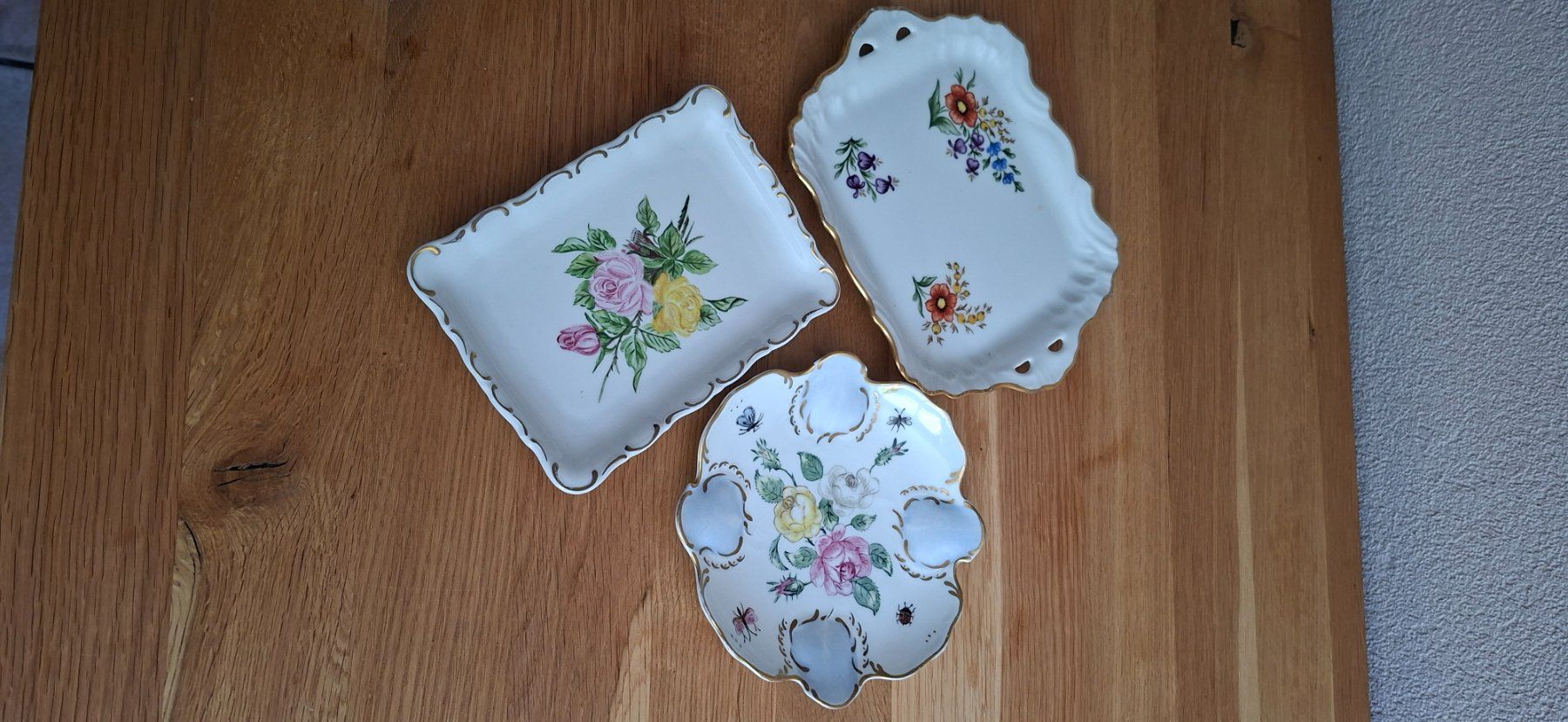 Assiettes: 3 Porzelan Teller Handbemalt – D'occasion à Luterbach par Habersack07