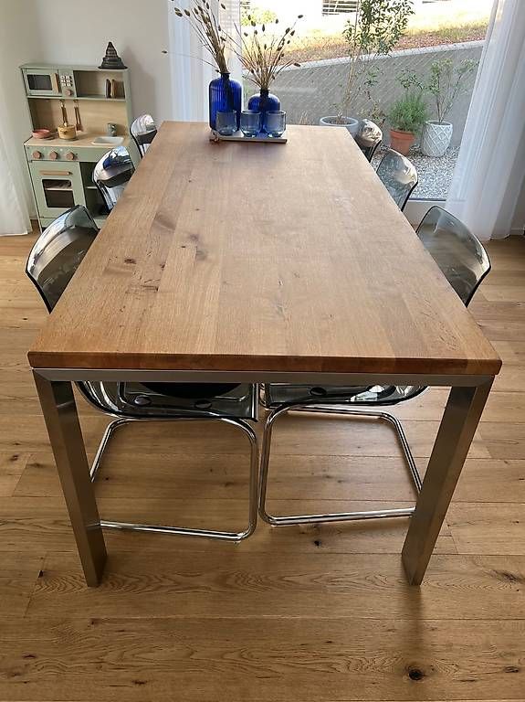 Livique Tavoli: Massivholz-Tisch mit Aluminiumgestell – Usato da Ettenhausen TG venduto da Carlo_walter 1