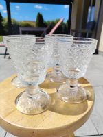 4 verres à pied Anciens Baccarat ou St Louis style Charles X