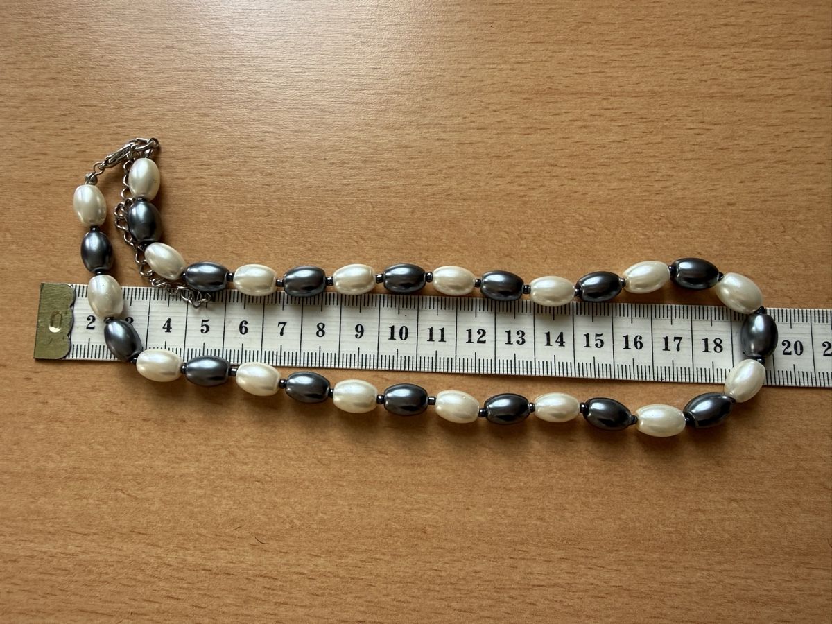 Catenine: Vintage weiße und graue Perlenkette – Usato da Lamone venduto da LaCantinaMagica 6