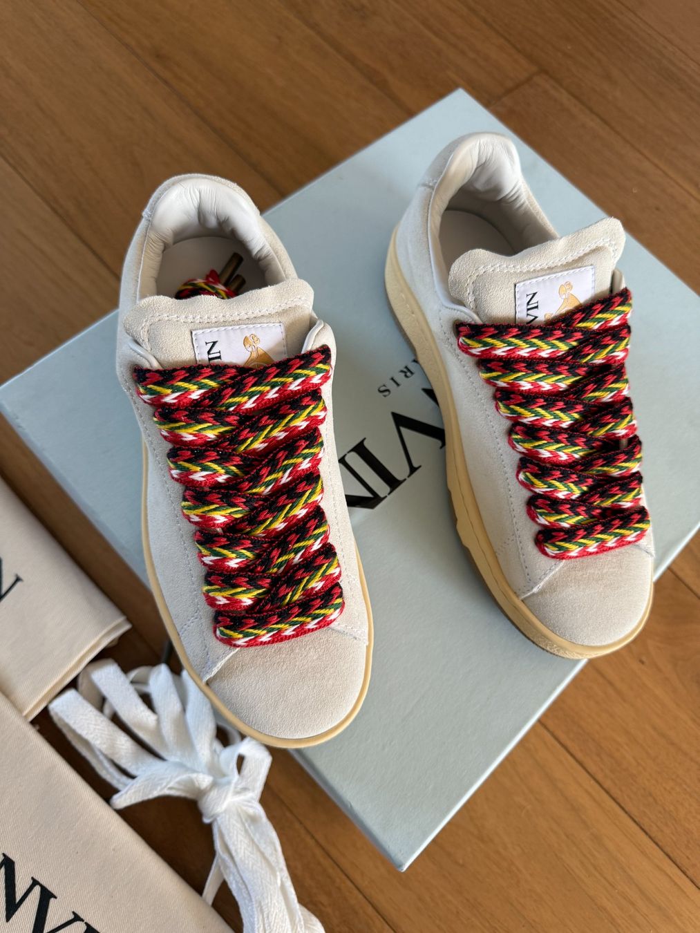 Lanvin Damenschuhe: New CHF 590 Lanvin suede sneakers - 38 – Neu und originalverpackt aus St-Sulpice VD von juhdu 2