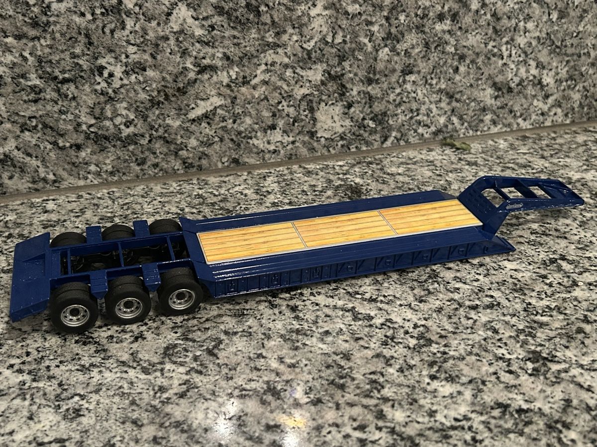 Modellbausätze & Standmodelle: Nooteboom Tiefbett, 1:50 – Gebraucht aus Horw von Tigercat635 3