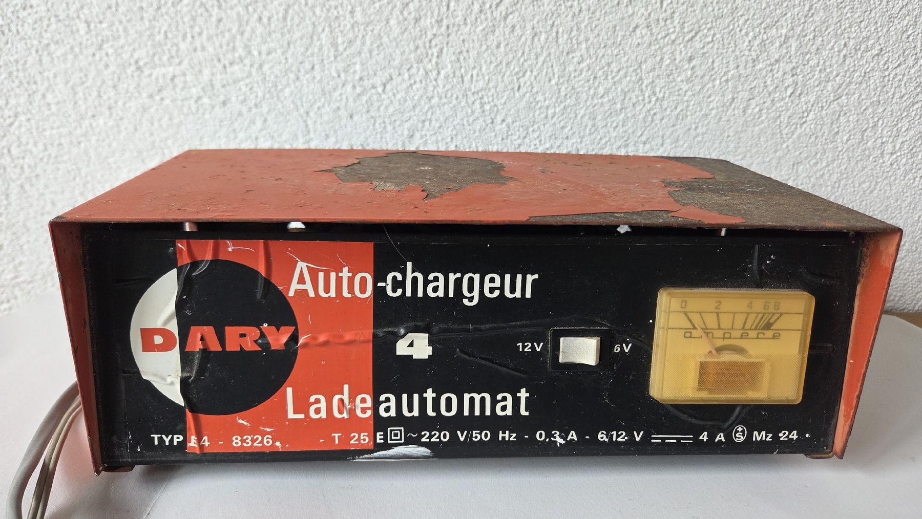 Caricabatterie: Dary Auto-Chargeur 4 Ladeautomat 12V 6 V – Usato da Morgarten venduto da Buemi0 6
