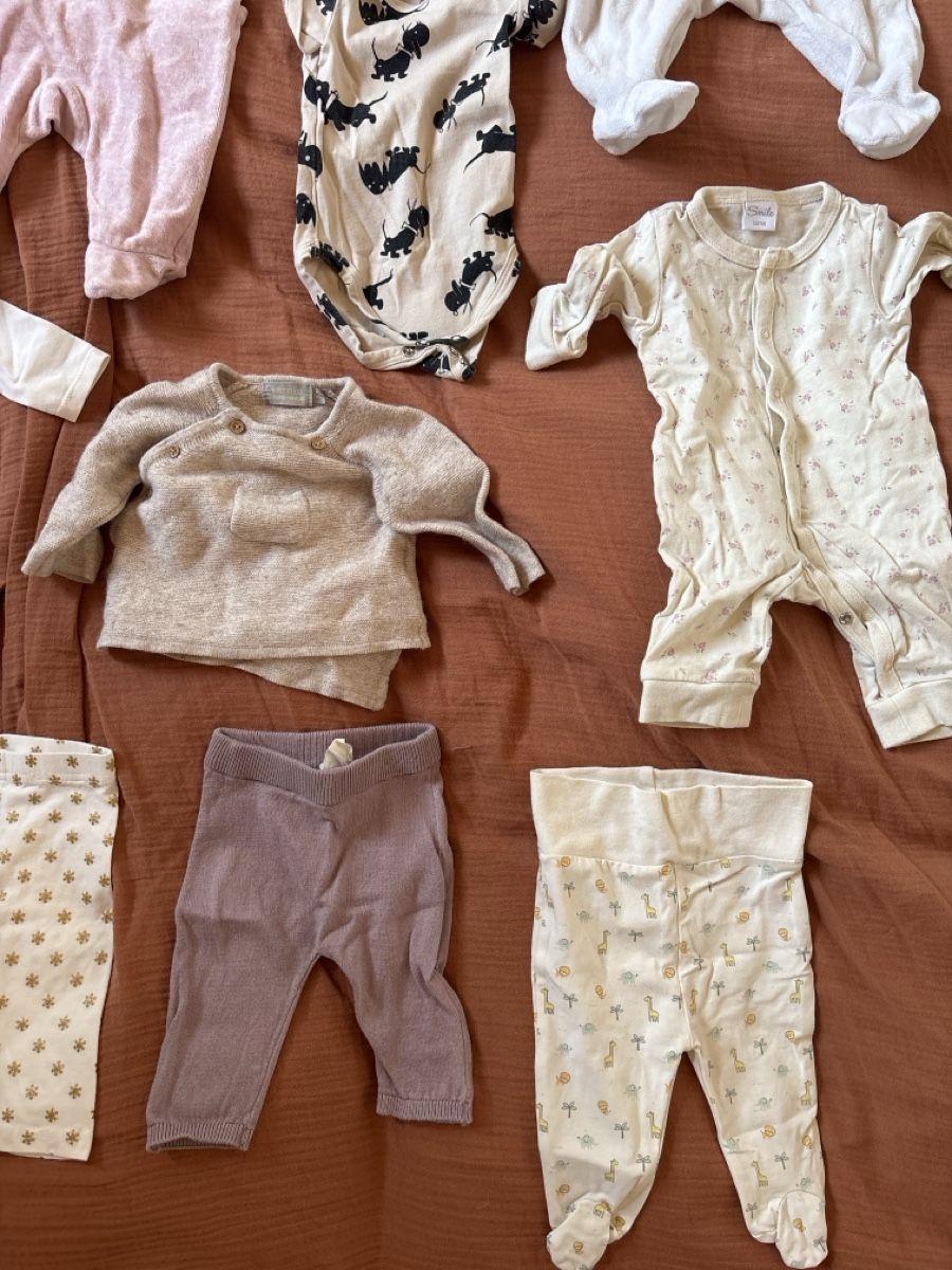 Lotti & Set di vestiti: Lot habits bébé  – Usato da Monthey venduto da LoveBrand 2