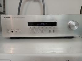 Yamaha R-S202D Natural Sound Receiver DAB+ Bluetooth silber