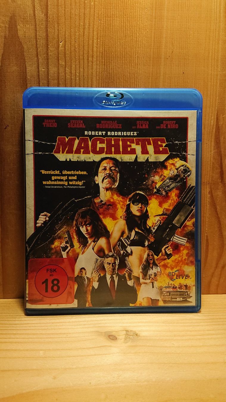 Tutti i DVDs: MACHETE Blu-Ray mit Danny Trejo – Usato da Wilderswil venduto da Exebub