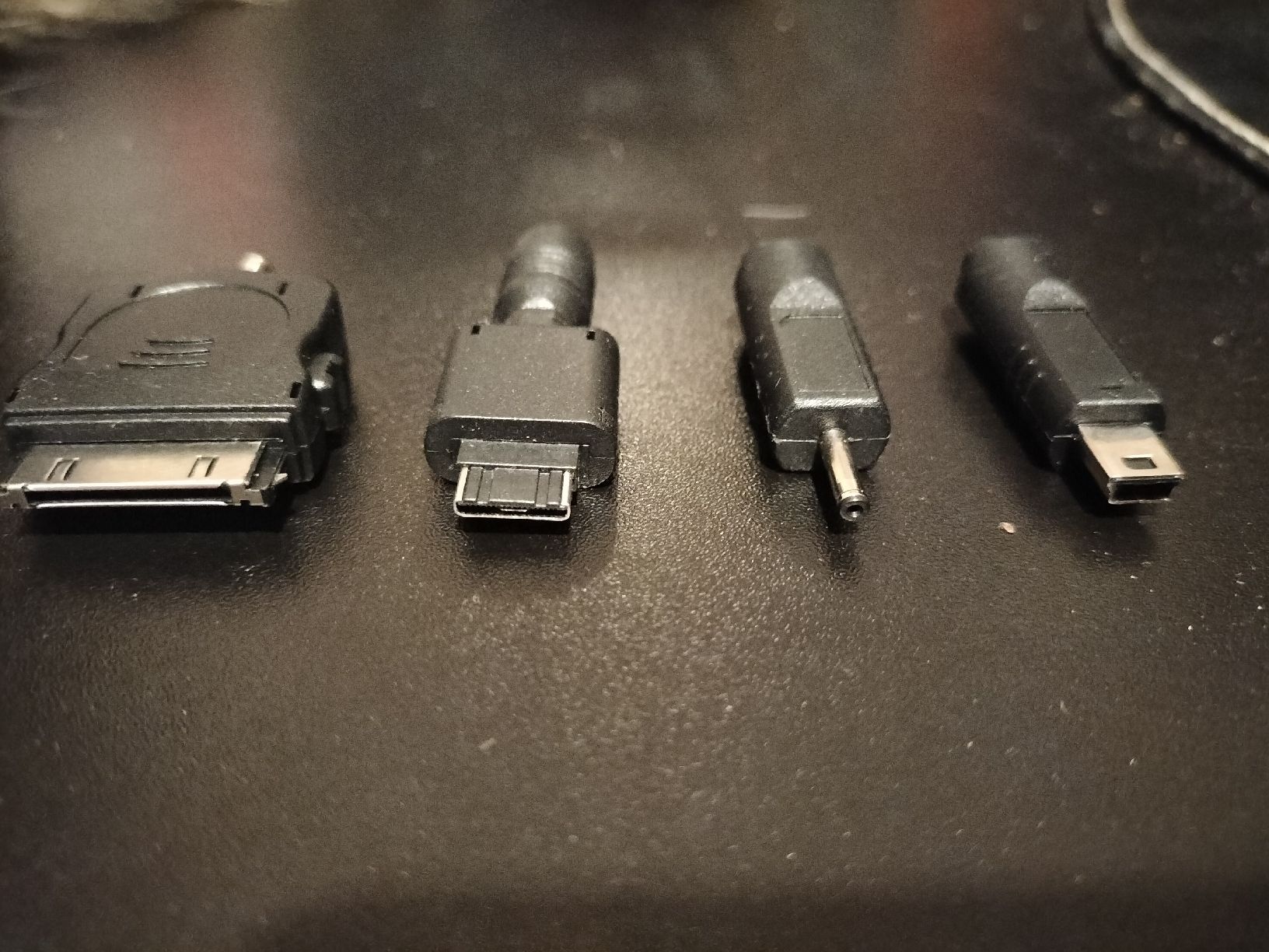 Lecteurs & Adaptateurs: 4 Adapter – Neuf avec emballage d'origine à Mönchaltorf par DiaPG 2