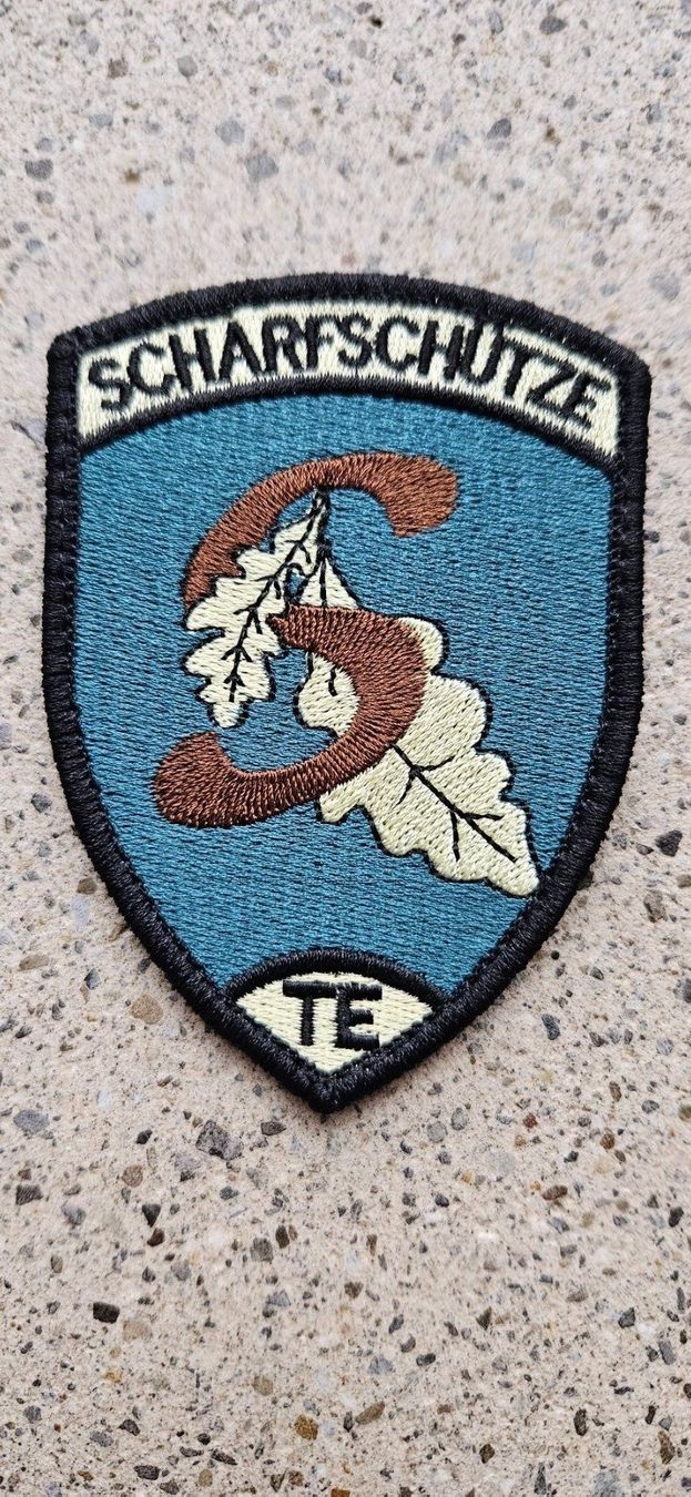 Schweizer Armee Placchette & Badge: *** Badge Schaerfschütze mit klett *** – Nuovo e nell'imballaggio originale da Riedholz venduto da fr_sIruP
