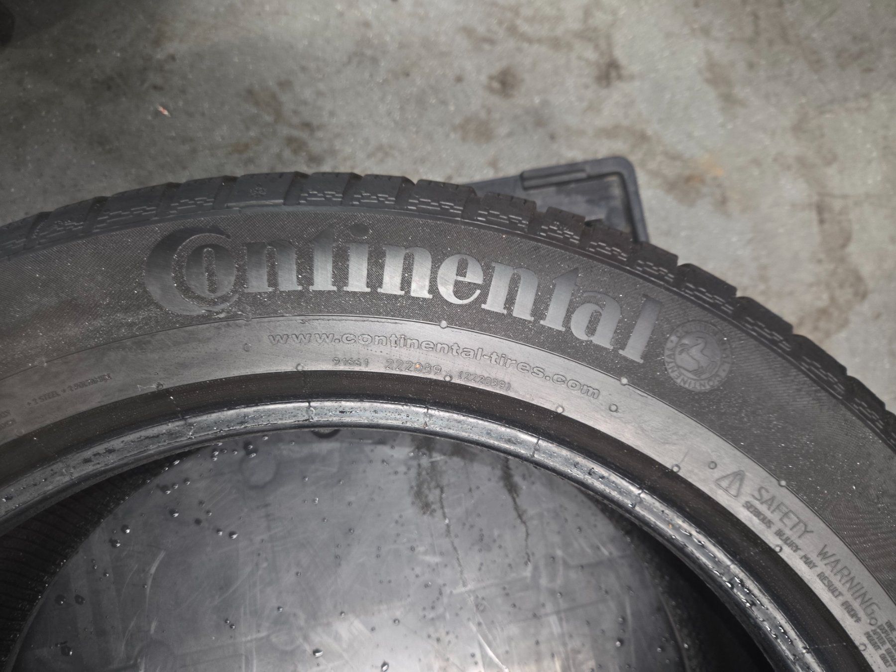 Continental Pneumatici & Ruote complete: 225 / 50 R 20   Continental – Usato da Fischbach-Göslikon venduto da 5620BremgartenAG 5