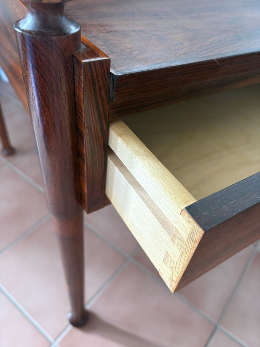 Comodini: Table de chevet ou bout canapé Scandinave – Usato da petit lancy venduto da FerreiraLuis 9