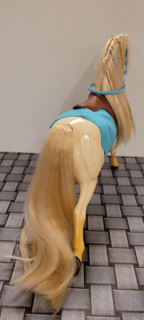 Giocattoli: Barbie Pferd Teilrepaint Unikat – Usato da Niederbuchsiten venduto da klengyel 4